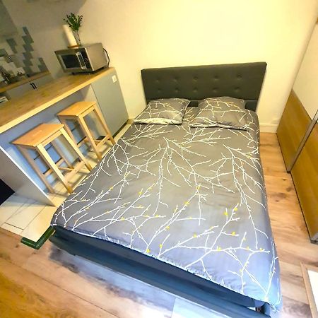Rambouillet, Studio, Proche Gare Et Chateau Ngoại thất bức ảnh