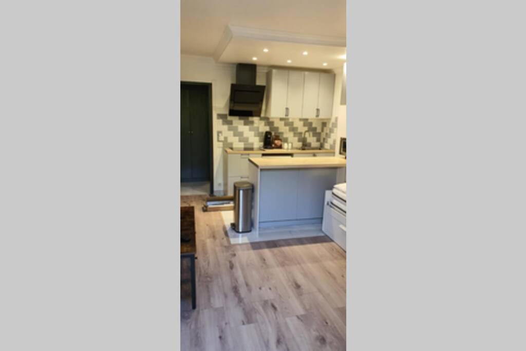 Rambouillet, Studio, Proche Gare Et Chateau Ngoại thất bức ảnh