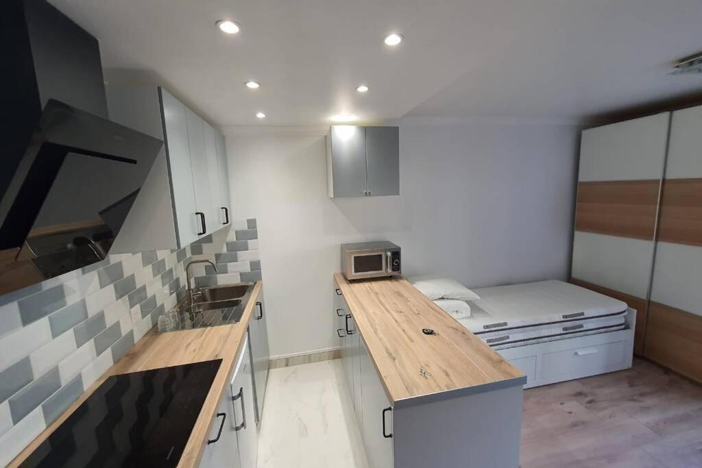 Rambouillet, Studio, Proche Gare Et Chateau Ngoại thất bức ảnh
